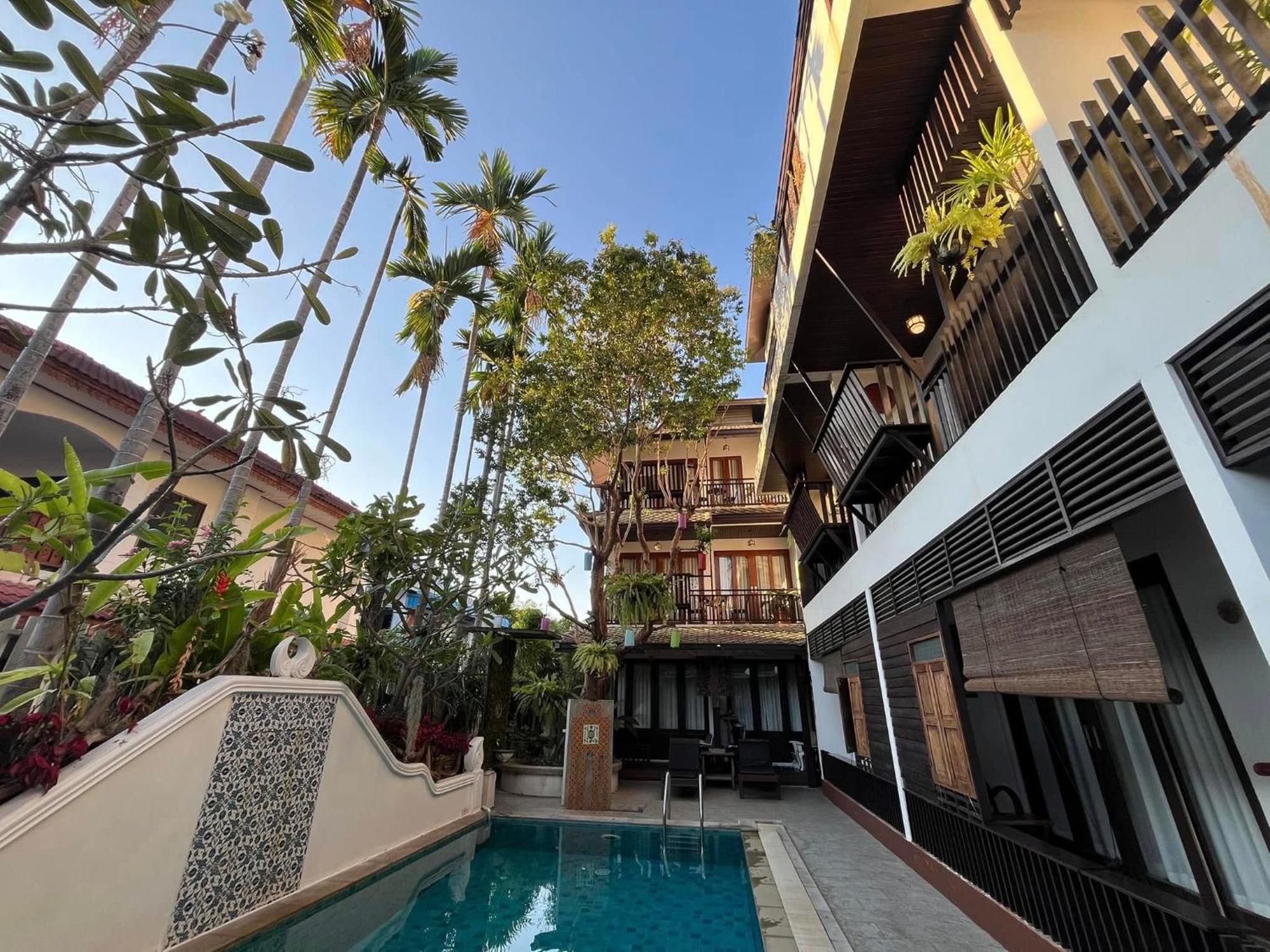 Baan Huenphen Boutique Hotel Chiang Mai Eksteriør billede