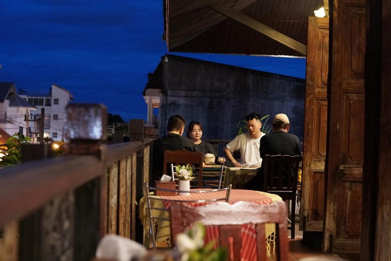 Baan Huenphen Boutique Hotel Chiang Mai Eksteriør billede