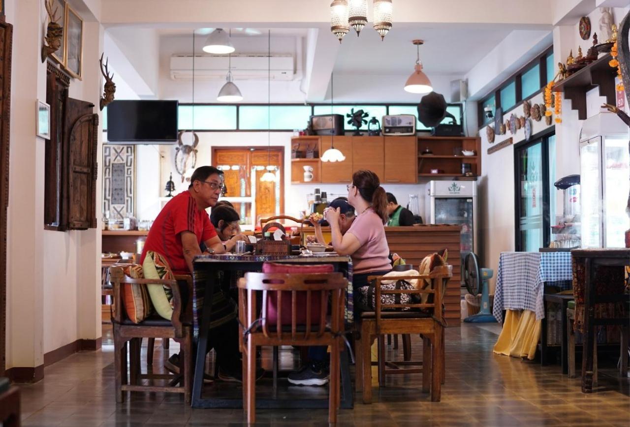 Baan Huenphen Boutique Hotel Chiang Mai Eksteriør billede